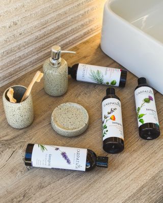 Vieš čo je super? Že nech ladíš svoju kúpeľňu do akéhokoľvek štýlu, naše produkty s ním budú ladiť. Jednoduchý dizajn,...